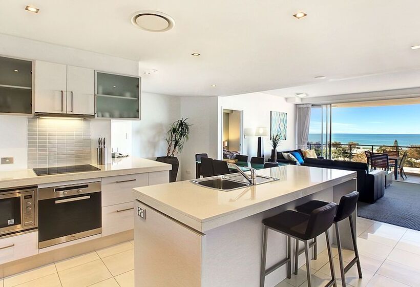 Silver Sea On Sixth Resort