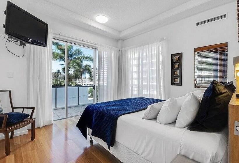 Silver Sea On Sixth Resort