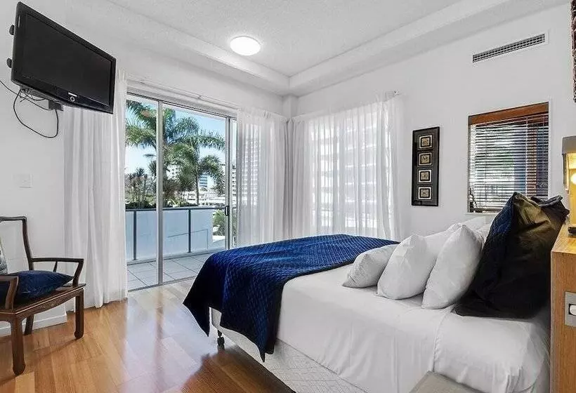 Silver Sea On Sixth Resort