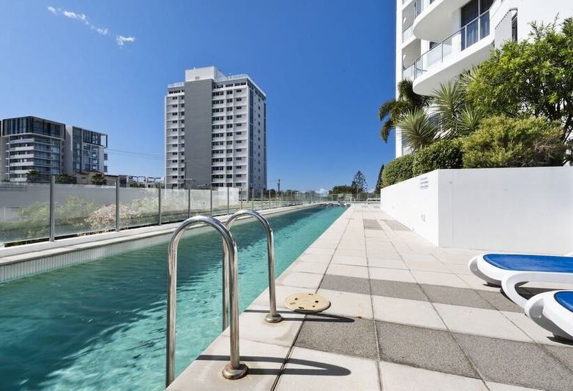 Silver Sea On Sixth Resort