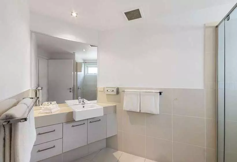 Silver Sea On Sixth Resort