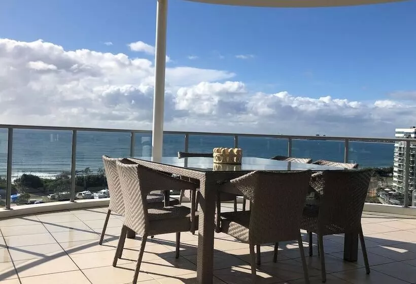 Silver Sea On Sixth Resort