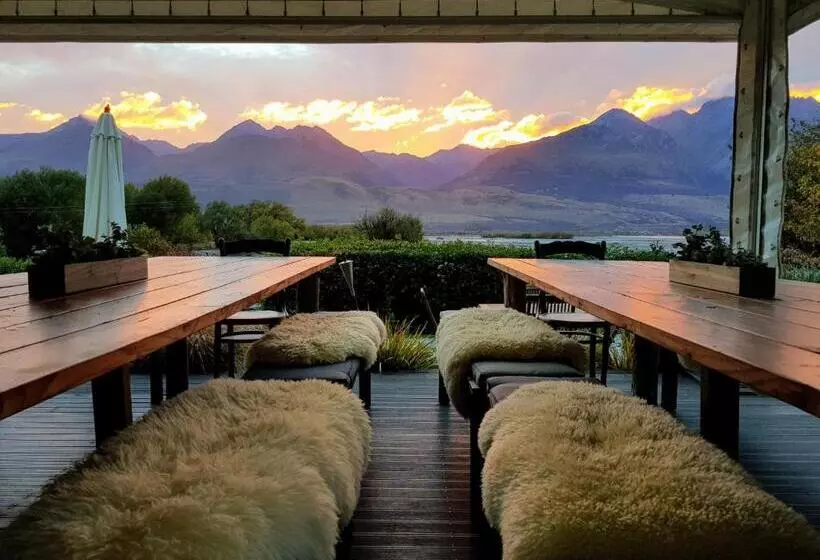 Retkeilymaja Kinloch Wilderness Retreat