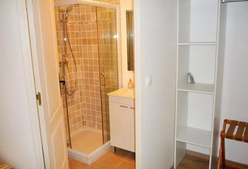 Aamiaismajoitus (B&B) Chez Edèll