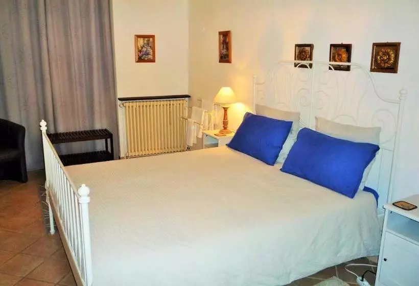 Aamiaismajoitus (B&B) Chez Edèll