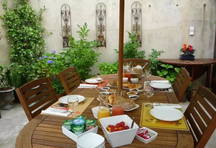 Aamiaismajoitus (B&B) Chez Edèll