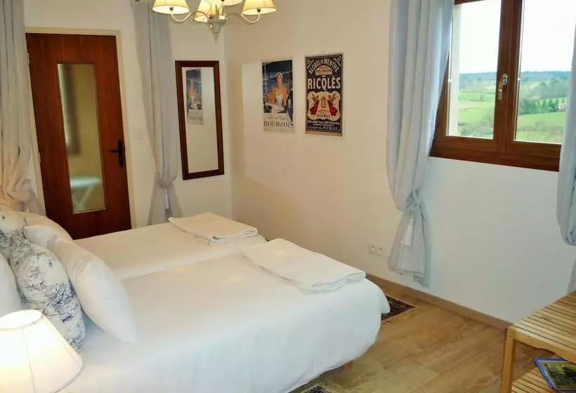 Aamiaismajoitus (B&B) Chez Edèll