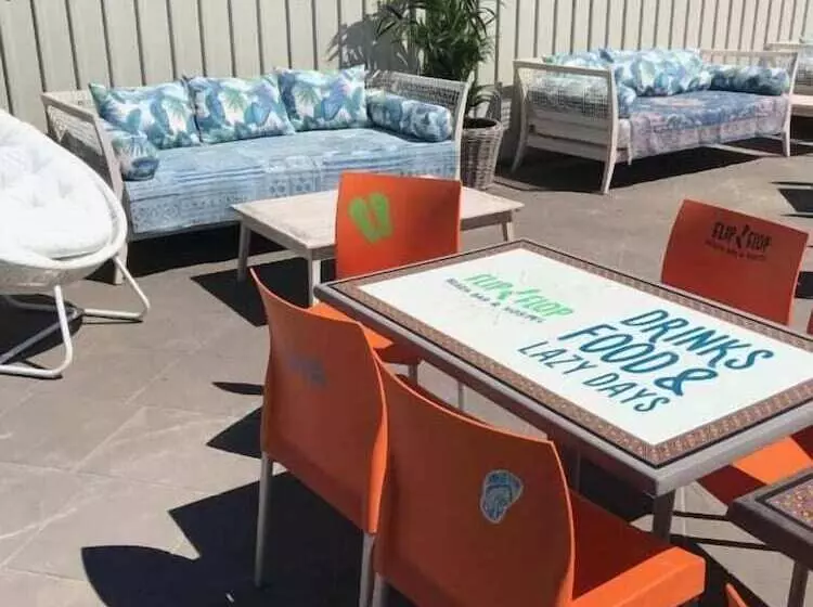 Aamiaismajoitus (B&B) Flipflop Beach Bar & Rooms