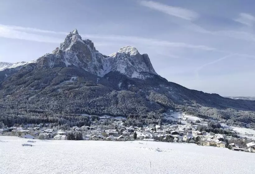 Aamiaismajoitus (B&B) Garni Hauenstein