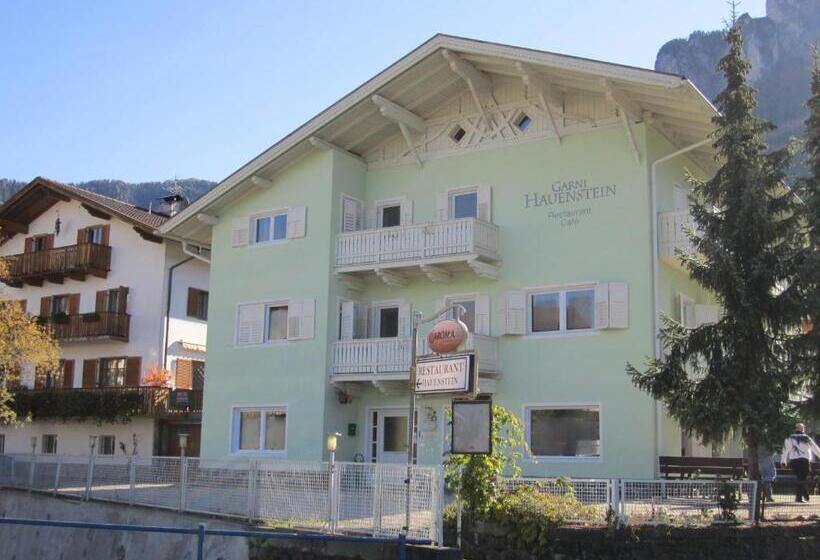 مبيت وإفطار Garni Hauenstein