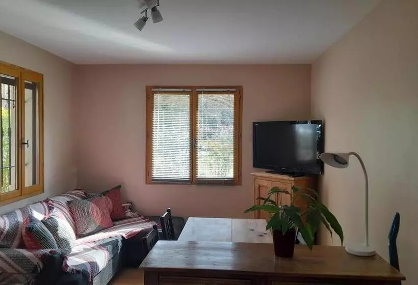 Aamiaismajoitus (B&B) Le Mas Des Vergers