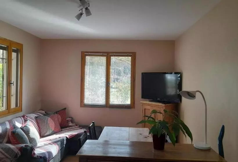 Aamiaismajoitus (B&B) Le Mas Des Vergers