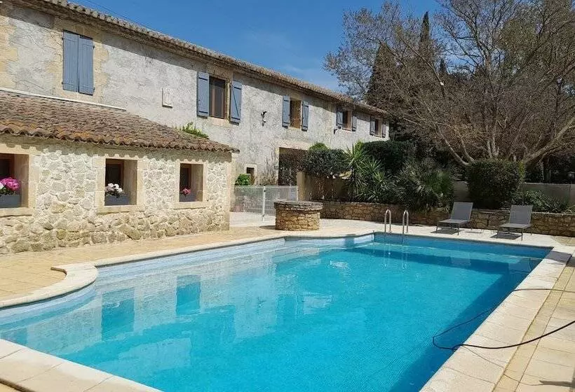 Aamiaismajoitus (B&B) Le Mas Des Vergers