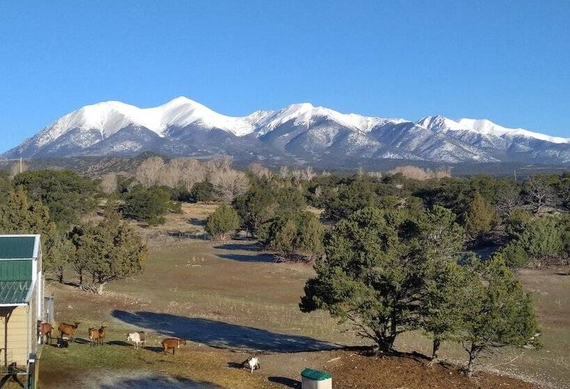 مبيت وإفطار Mountain Goat Lodge