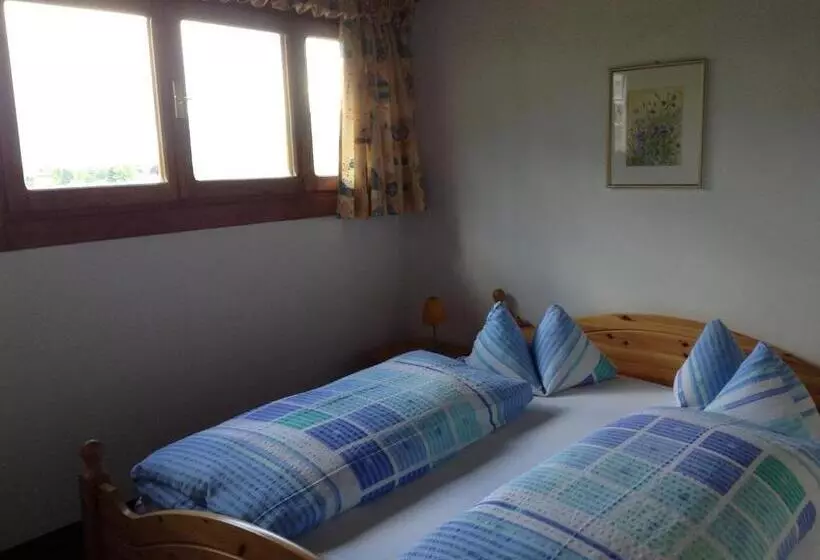 ベッドアンドブレックファースト Pension Latemar