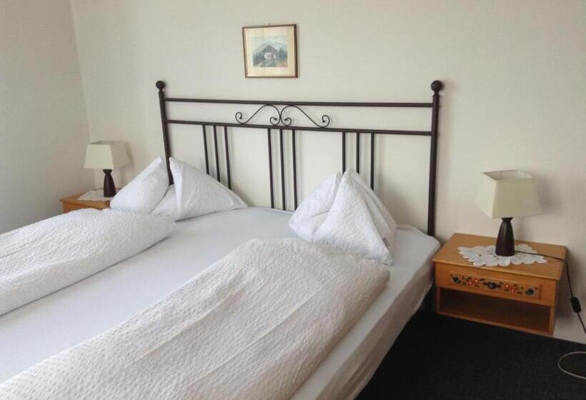 Bed and Breakfast Pension Latemar