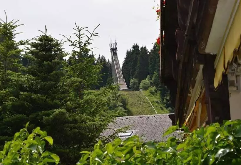 Hotelli Adlerschanze