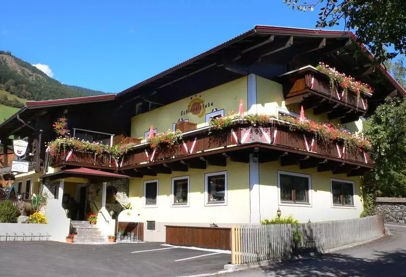 Hotelli Dorfgasthof Schlösslstube