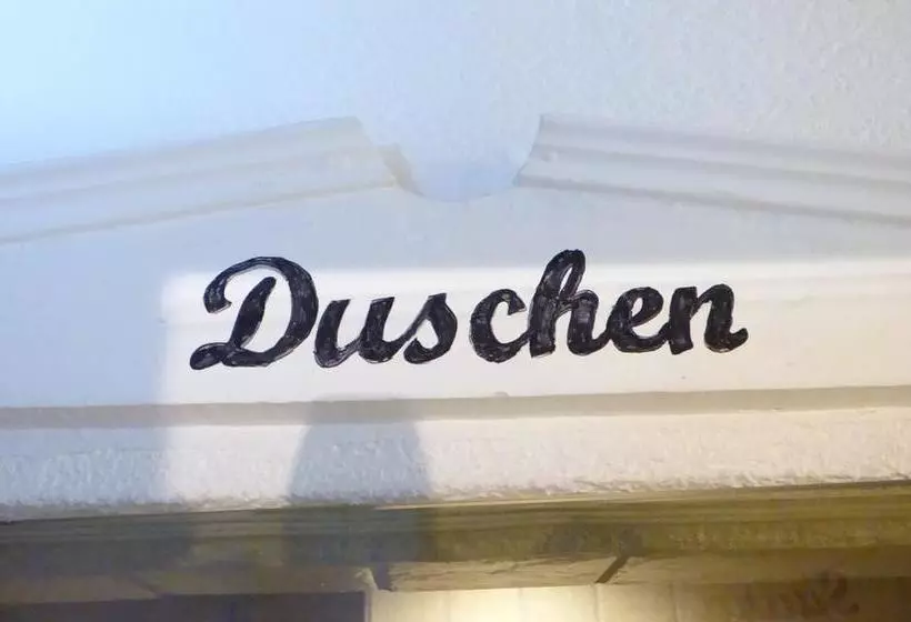 Hotelli Dorfgasthof Schlösslstube