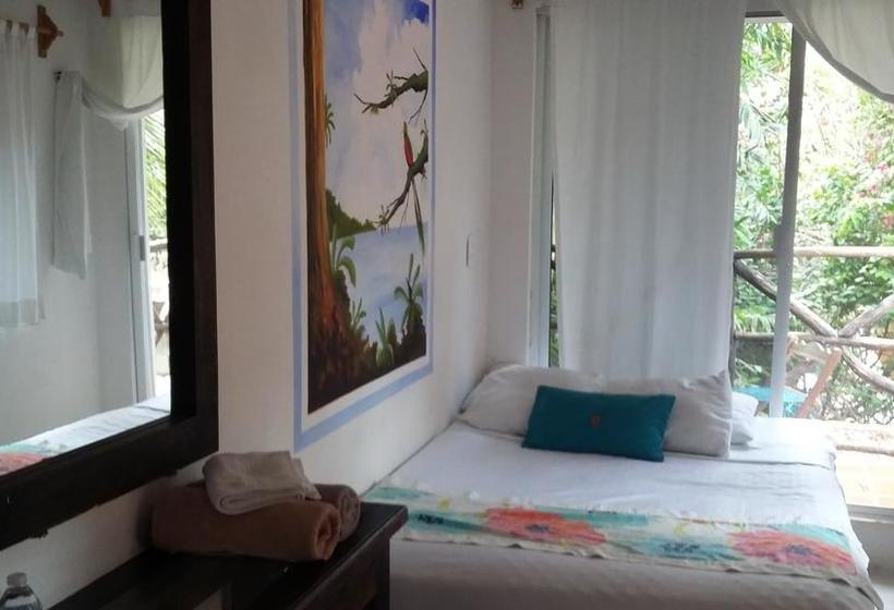 هتل Nido Del Quetzal