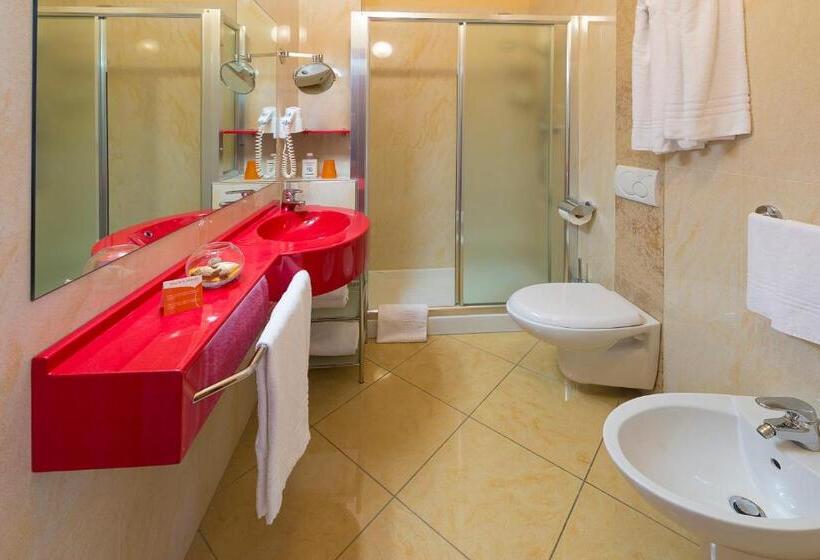 Отель Palace Magnolia Spa