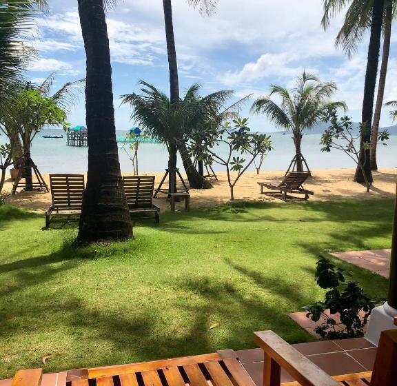 هتل Peppercorn Beach Resort