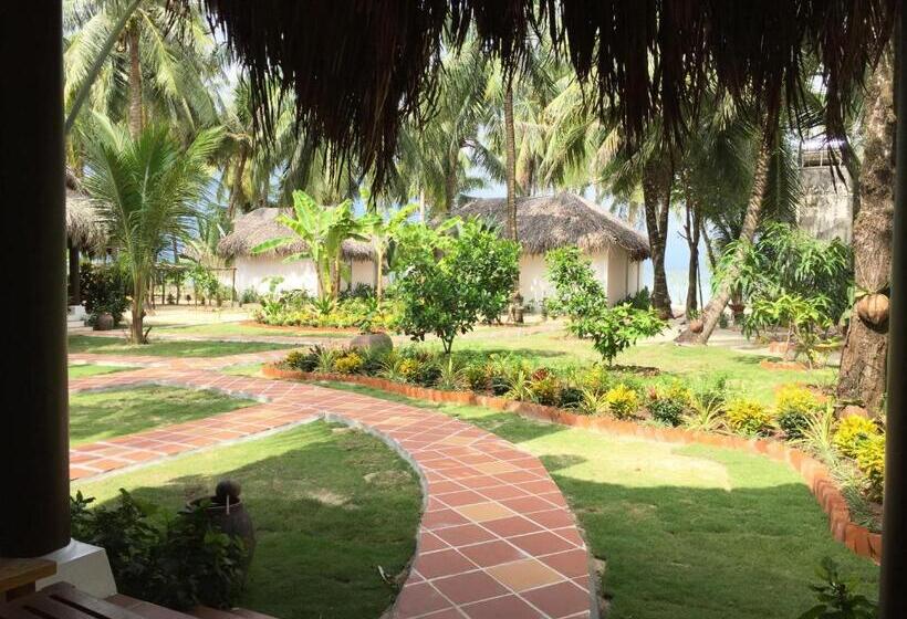 هتل Peppercorn Beach Resort