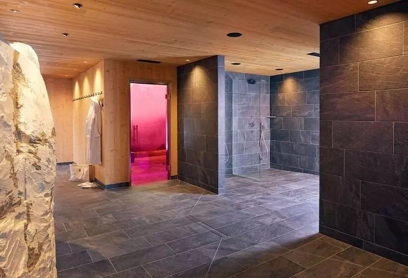 Hotelli Pustertalerhof