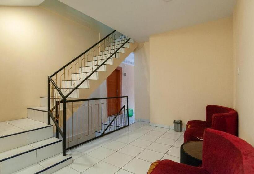 Urbanview Hotel Syariah Residence Medan By Reddoorz