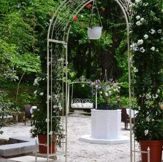 ホテル Villa Artemis