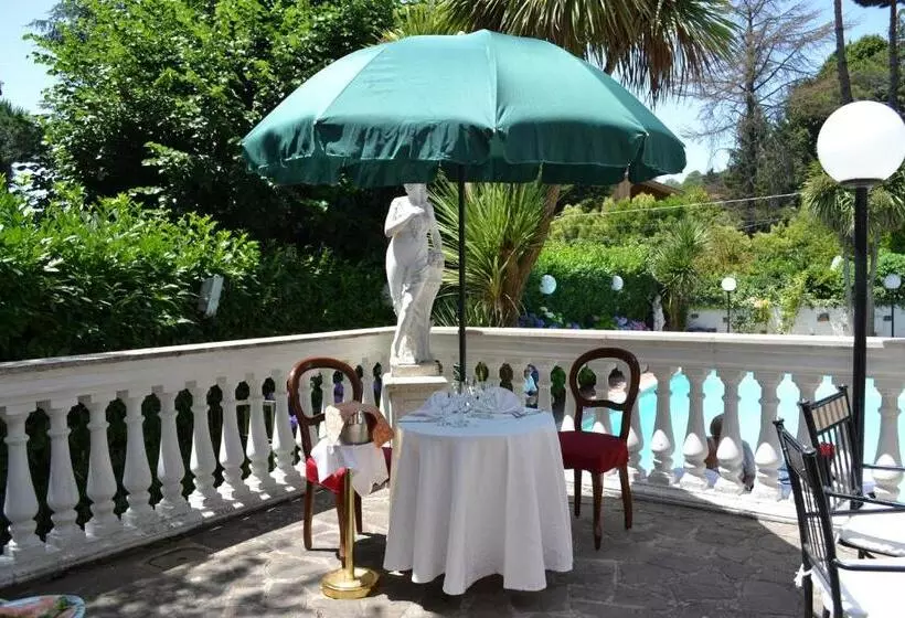 ホテル Villa Artemis