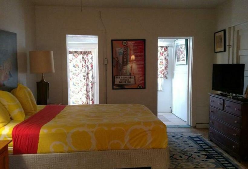 汽车旅馆 Pelican Spa