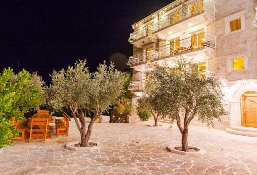 مُتل Pietra Mare Apartments