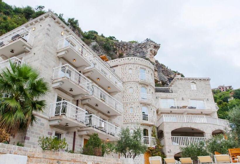 مُتل Pietra Mare Apartments