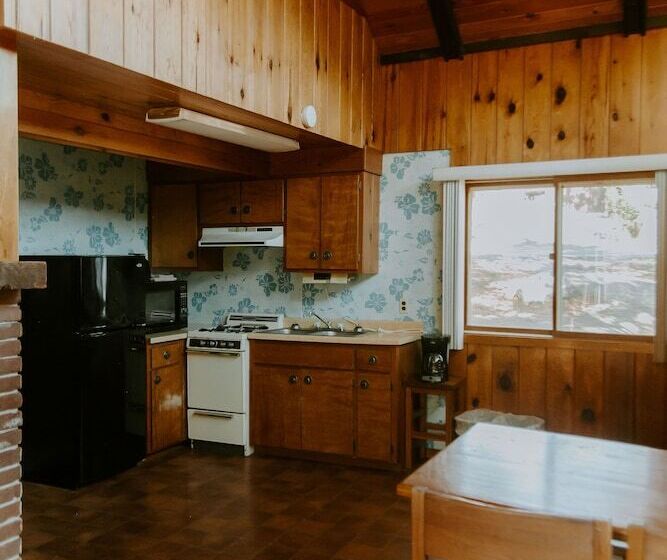 渡假胜地 Silver Rapids Lodge