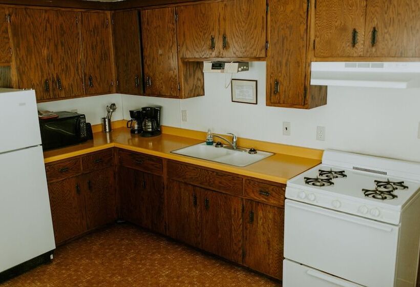 渡假胜地 Silver Rapids Lodge