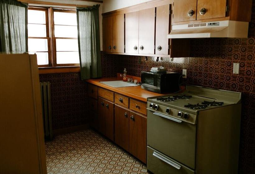 渡假胜地 Silver Rapids Lodge