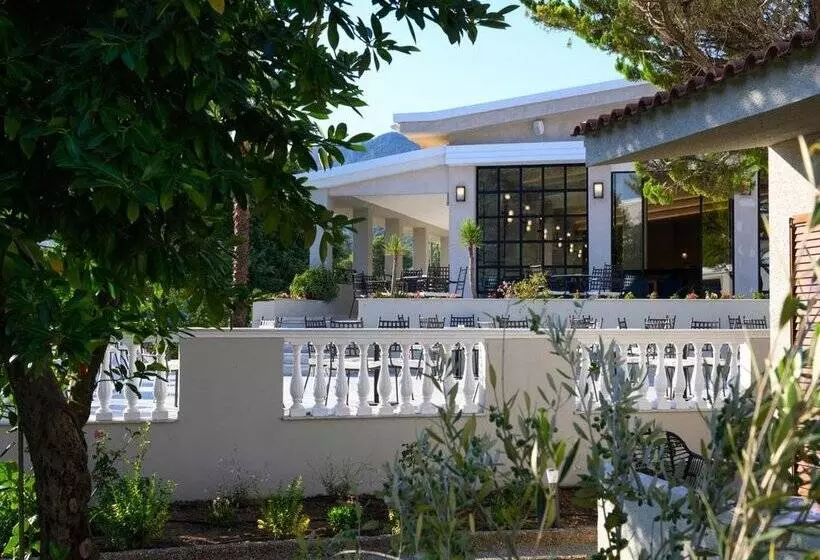 Hotel Acharavi Mare