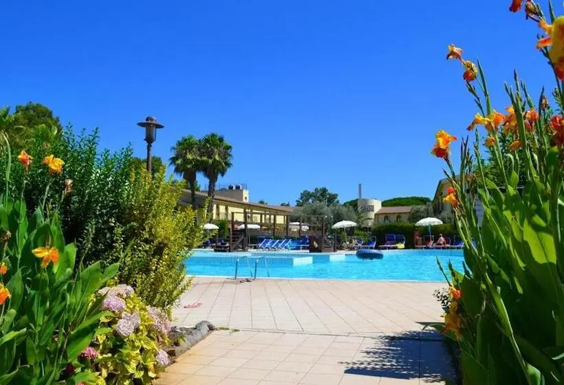 ホテル Castello "Horse Country Resort"