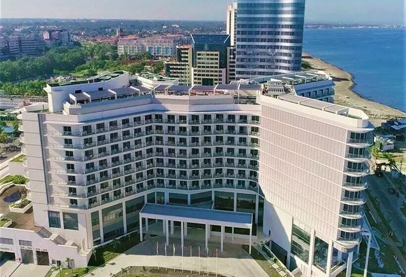 هتل Gran Muthu Habana Tower