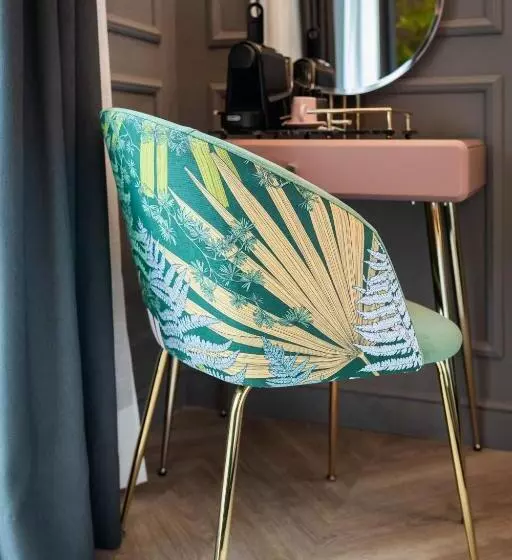 مسافرخانه Reina 107 Beach Boutique