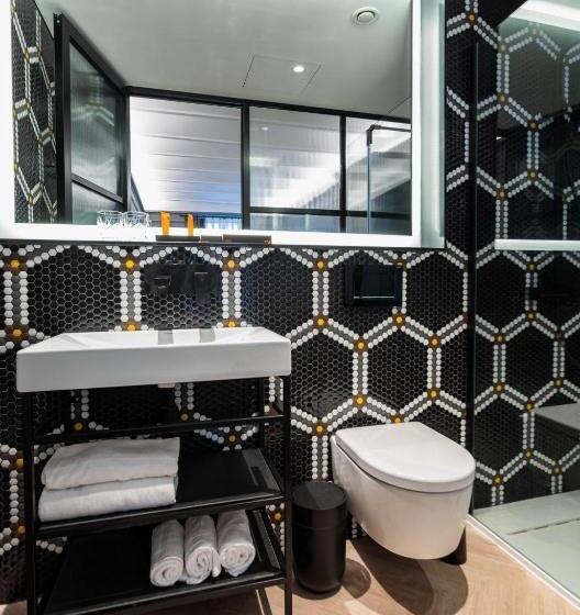 مسافرخانه Reina 107 Beach Boutique