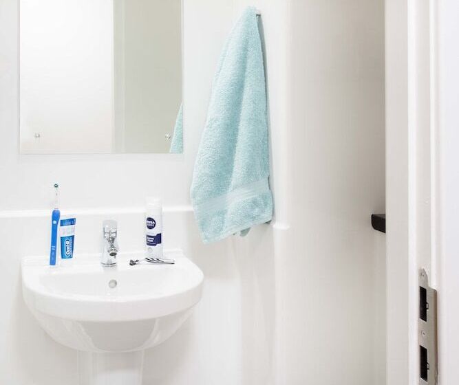 فندق صغير Uhi Fort William Campus Accommodation