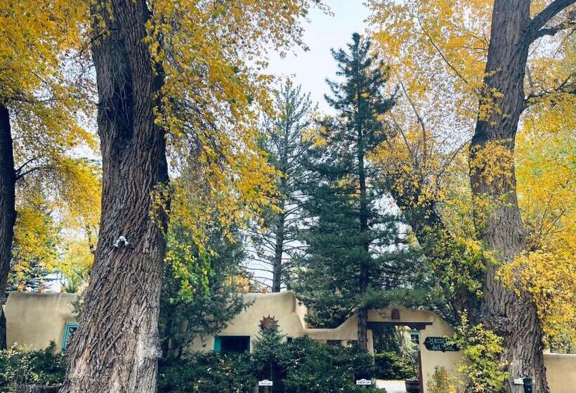 민박 Hacienda Del Sol