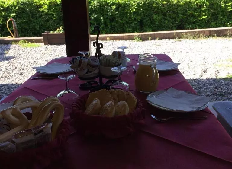 ベッドアンドブレックファースト Le Chalet Del Pollino