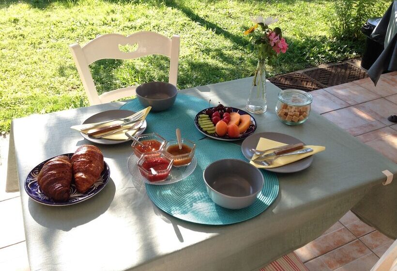 Bed and Breakfast Chambres D Hôtes Les Arums De Sanguinet