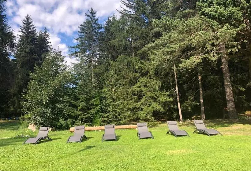 Aamiaismajoitus (B&B) Maison Constance