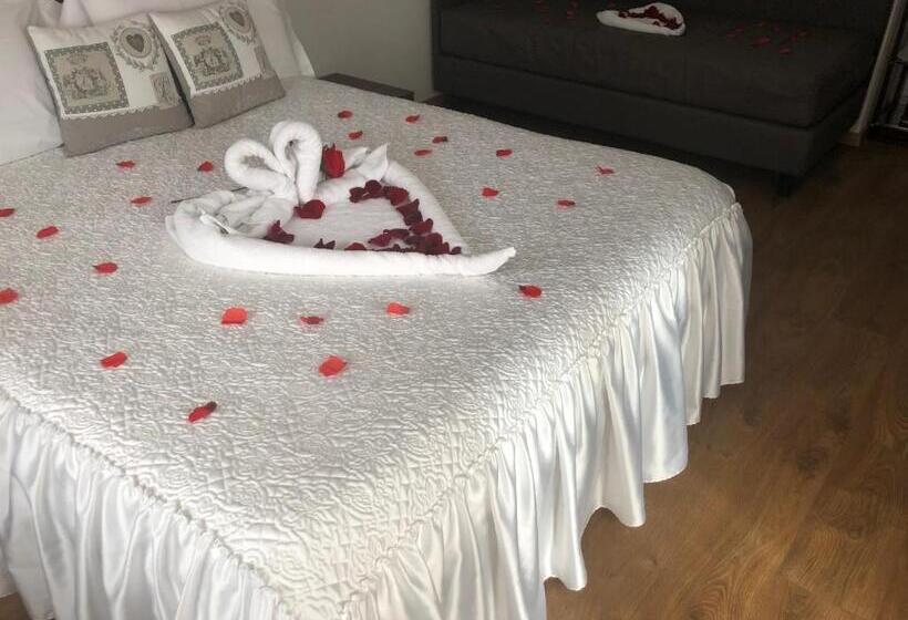 ベッドアンドブレックファースト Maison Constance