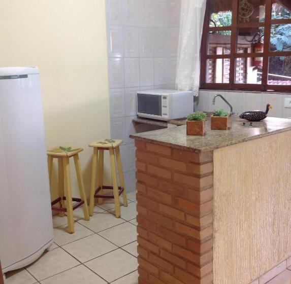 تختخواب و صبحانه Pousada Banana Verde