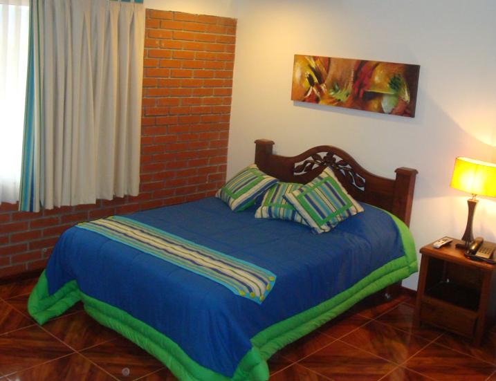 Отель El Faro Del 18